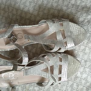 BCBG new without tags